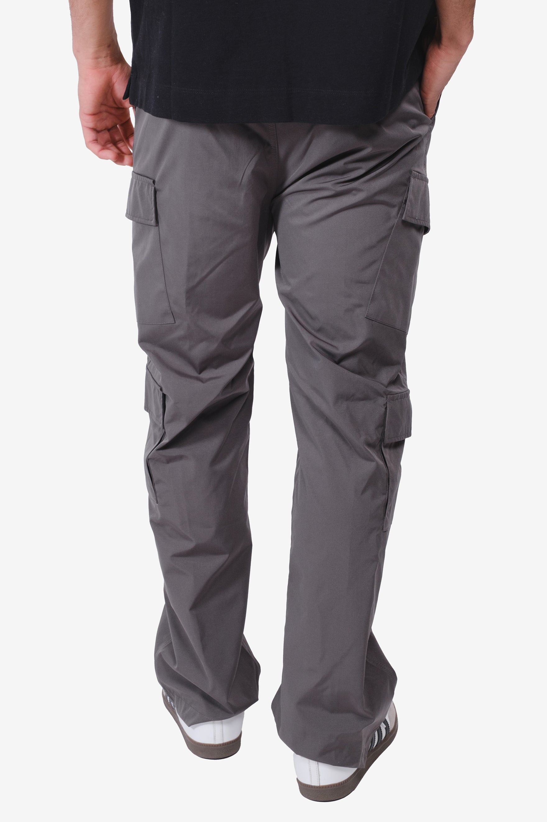 #color_charcoal-grey