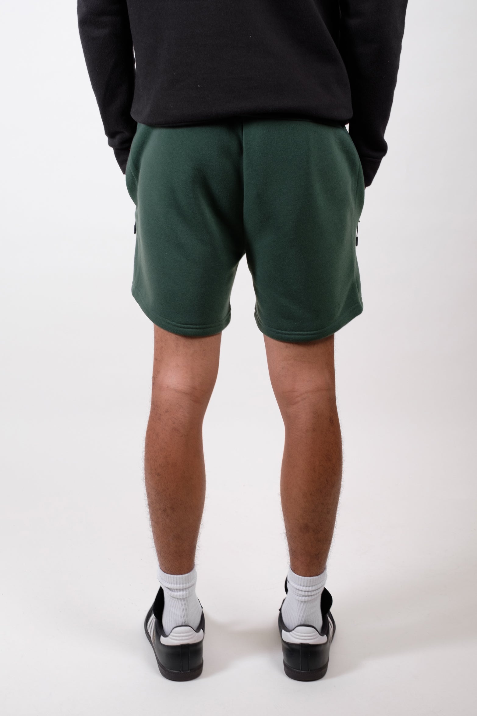 Brooklyn Cloth men's Heat Seal Zip Pocket Short for ultimate comfort
#color_hunter green