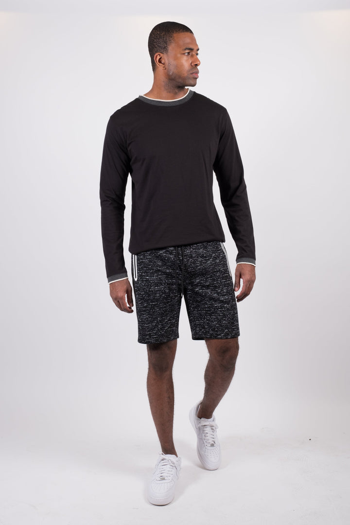 Men's comfortable shorts with heat-sealed zip pockets
#color_black-printed-space-dye