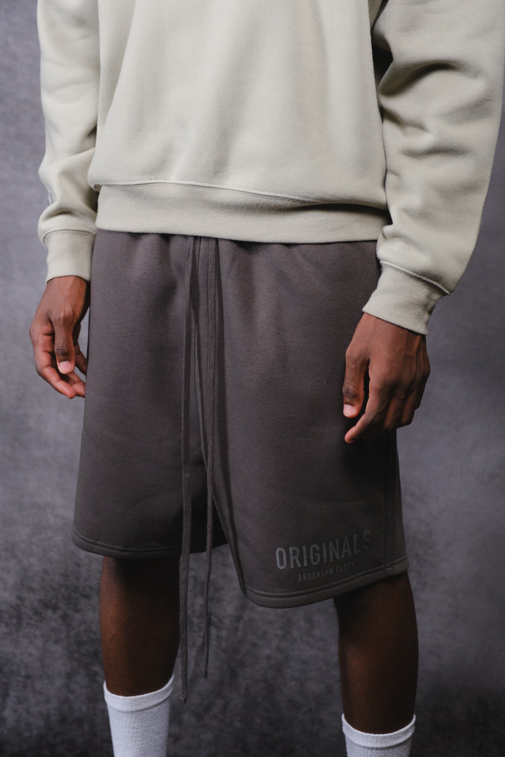 Originals Fleece Shorts for men with comfortable relaxed fit
#color_dusty-black