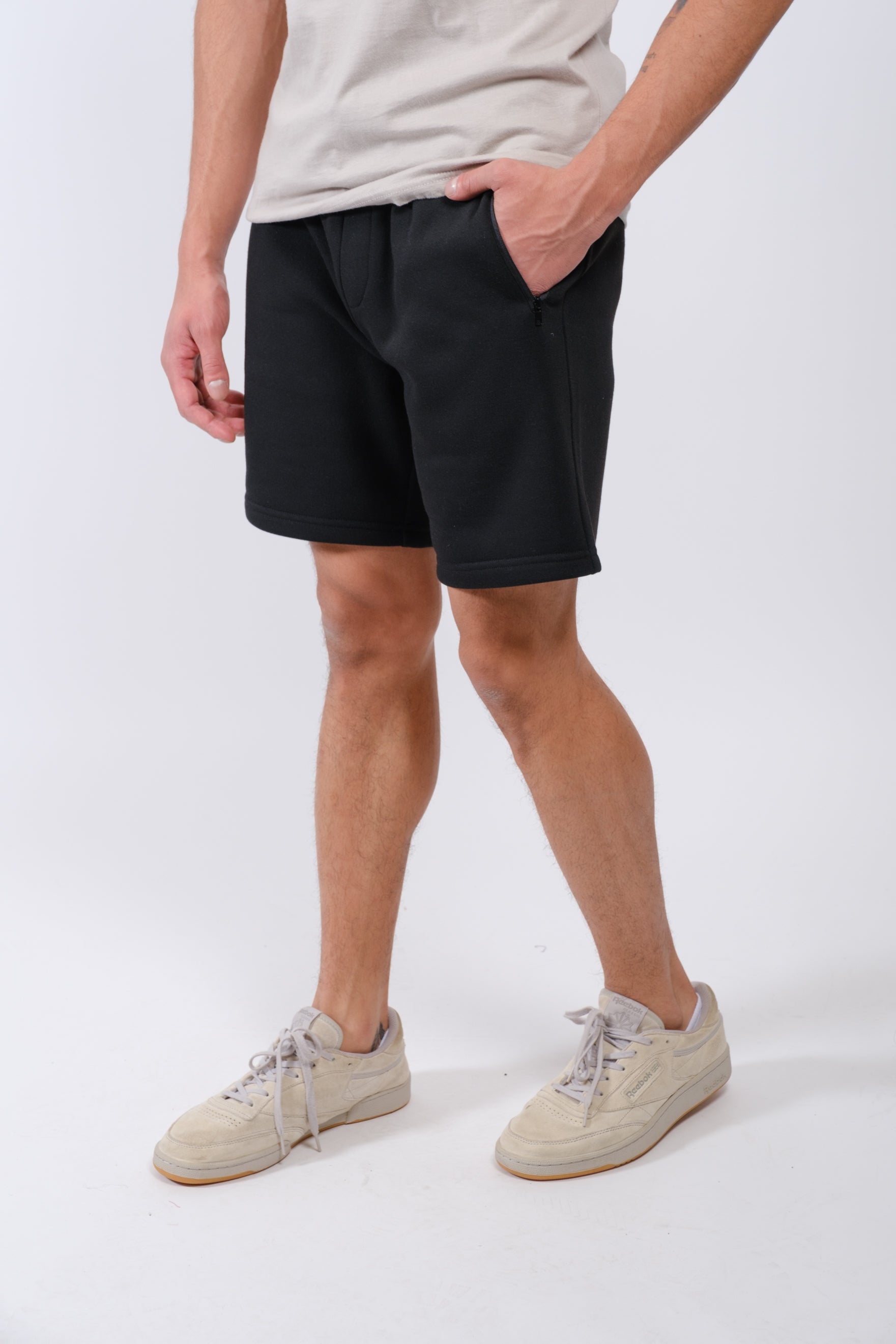 Stylish men’s fleece shorts with 5 inseam and zip pocket
#color_dusty black