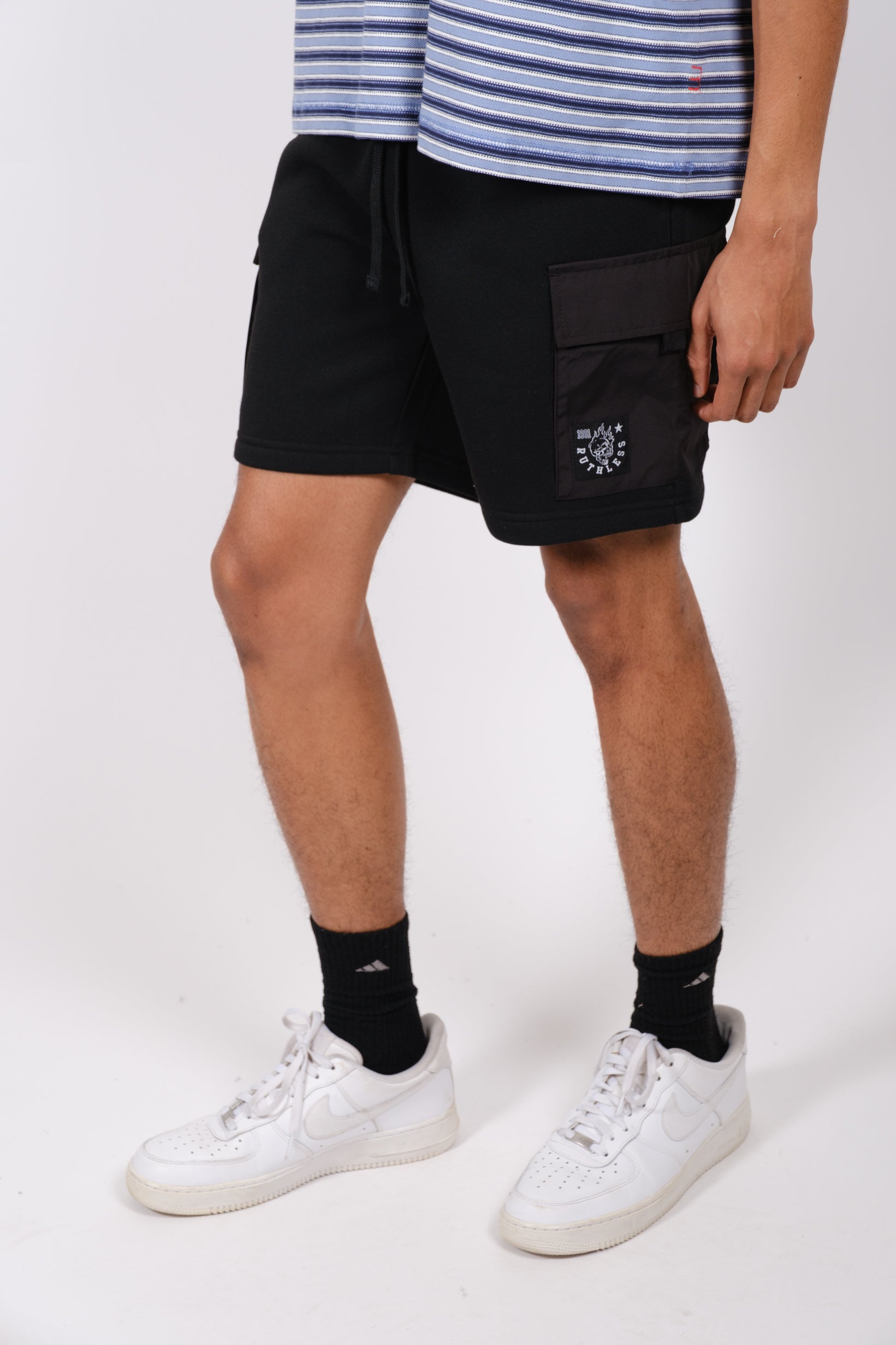 Soft fleece men’s shorts with 7 inch inseam and nylon pocket style
#color_black