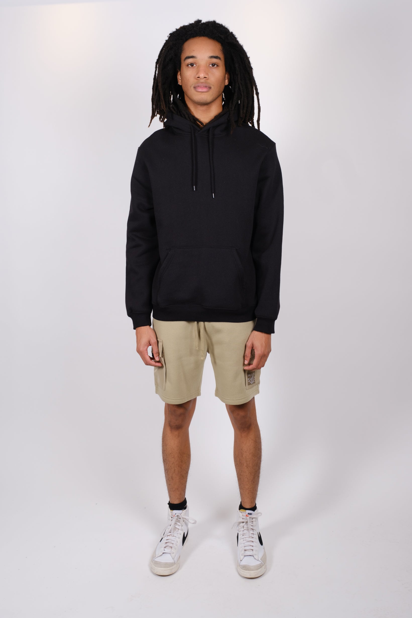 Men's fleece shorts with nylon pocket, perfect for 7-inch inseam fit
#color_olive-gray