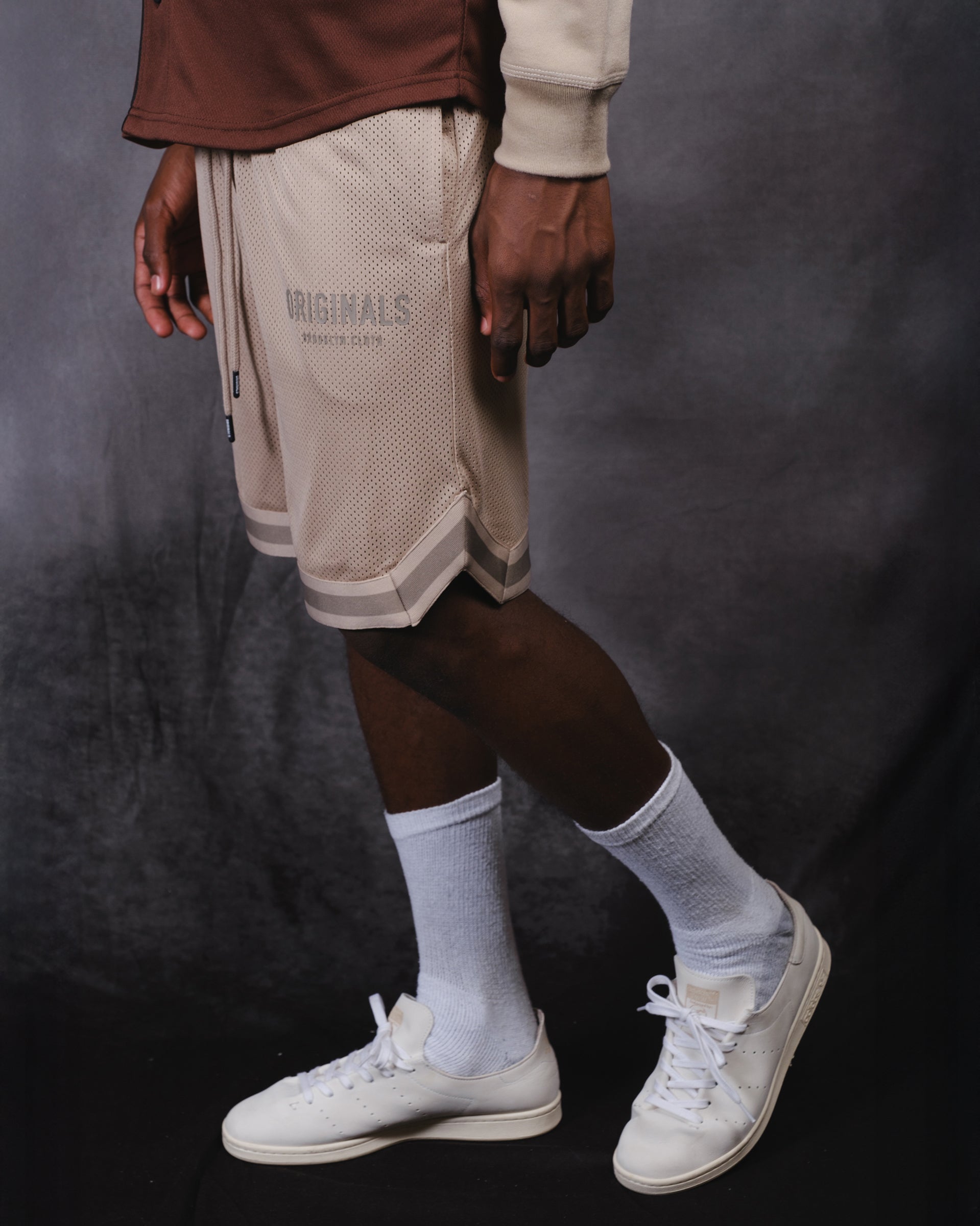 Men’s Originals Retro Mesh Shorts with soft, airy fabric
#color_pumice-stone