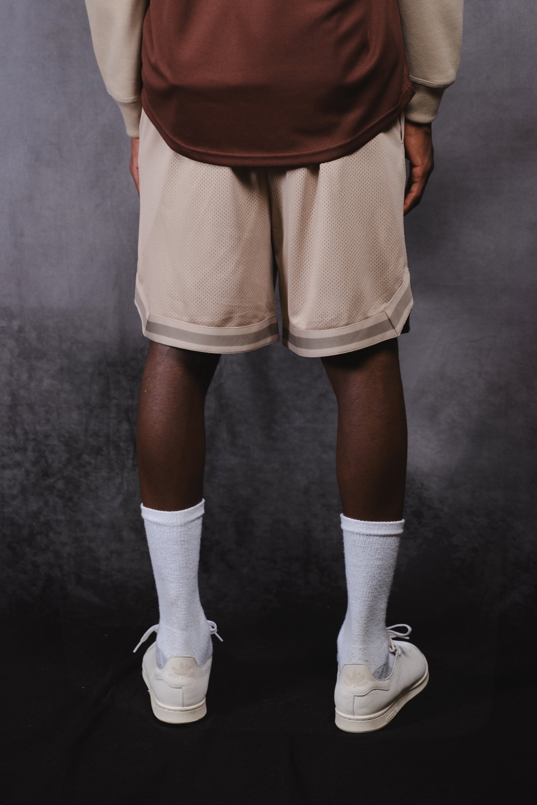 Originals Retro Mesh Shorts with elastic waist
#color_pumice-stone