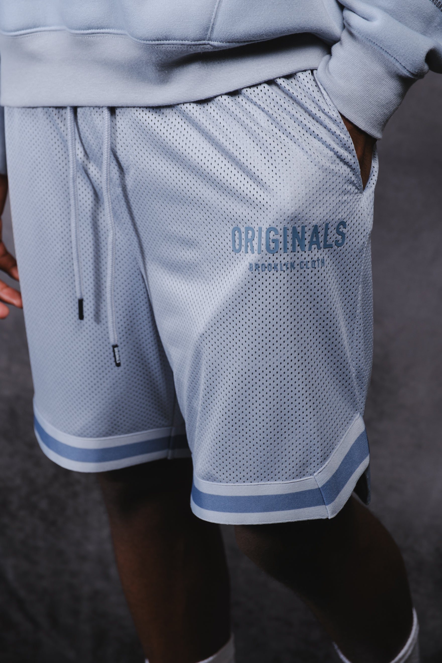 Originals Retro Mesh Shorts with elastic waistband for men
#color_quarry