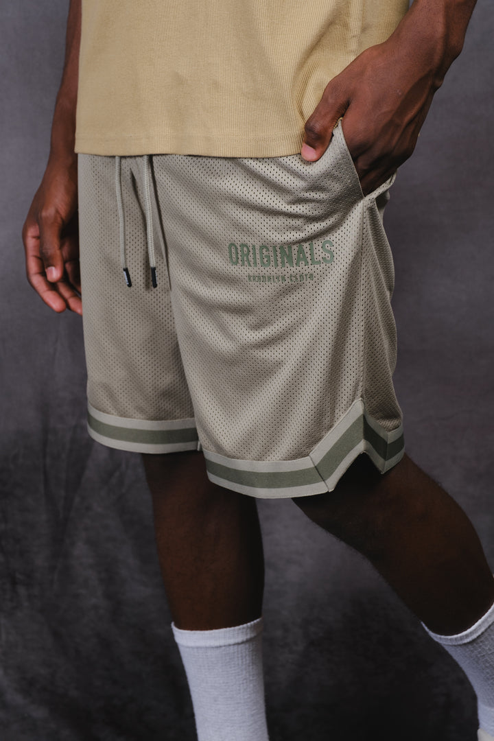 Relaxed fit men's mesh shorts
#color_sage