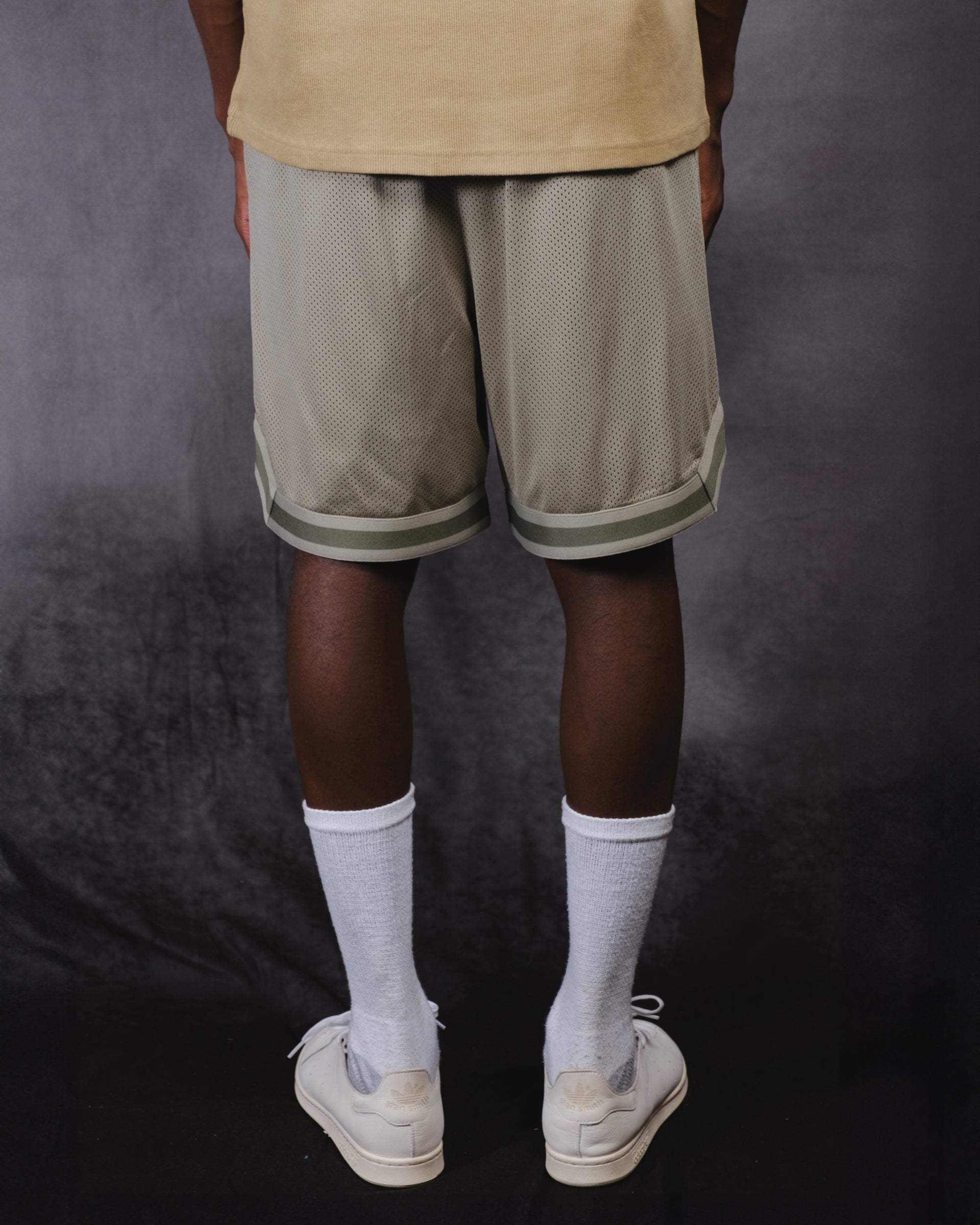 Classic men’s Originals Retro Mesh Shorts with comfortable stretch waist
#color_sage