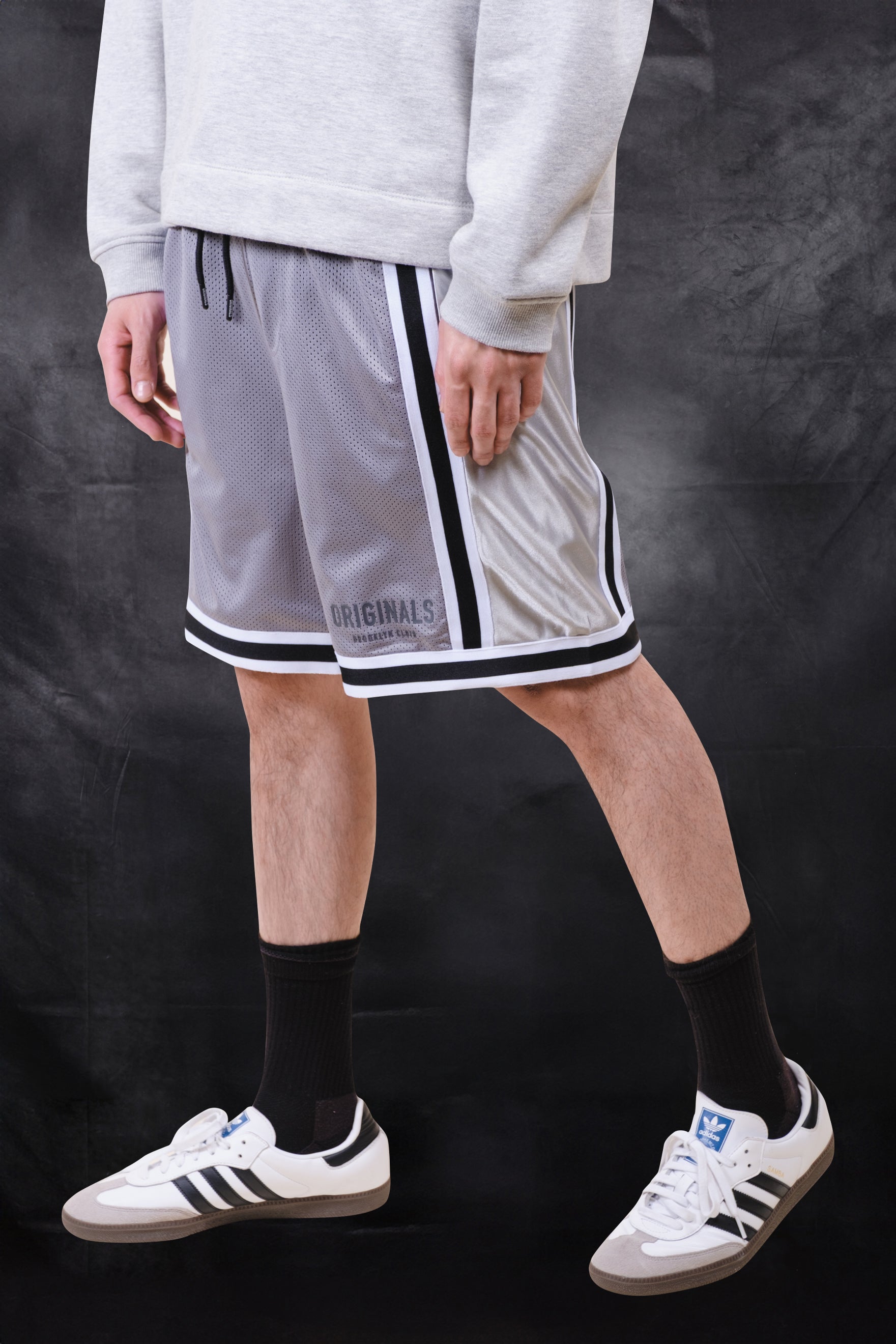 #color_ultimate-grey