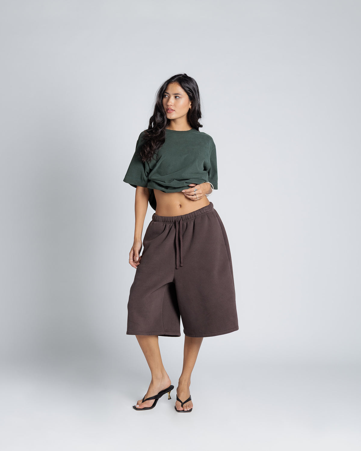 Oversized Sweatshort in Brown