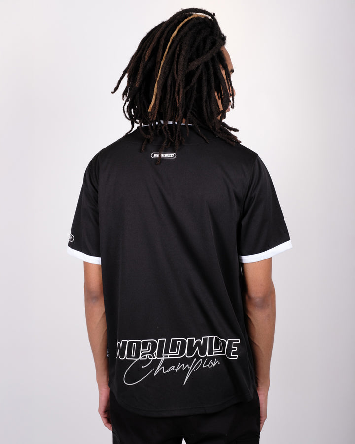 #color_black-and-white