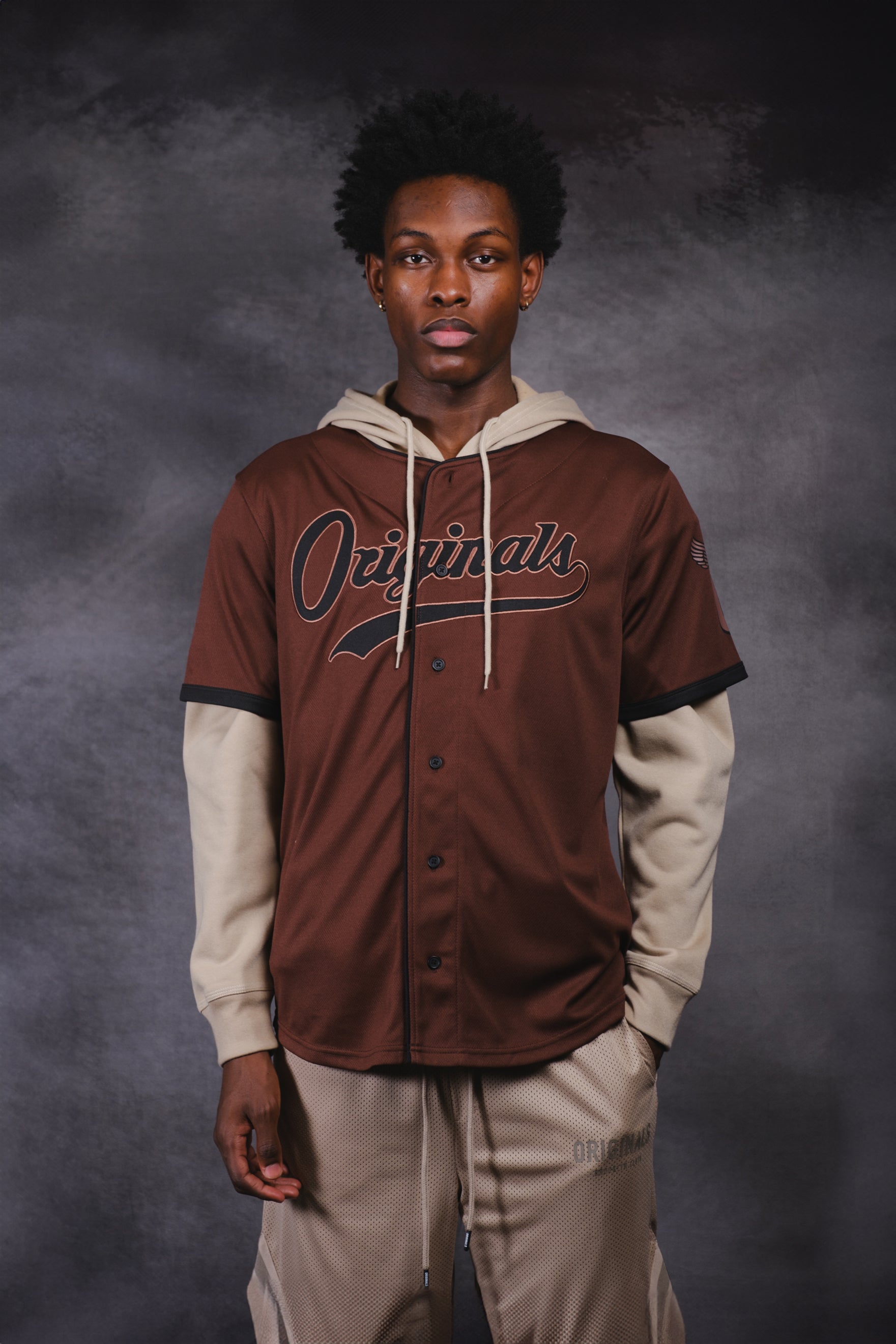 Men’s oversized Originals baseball jersey
#color_dark-mocha