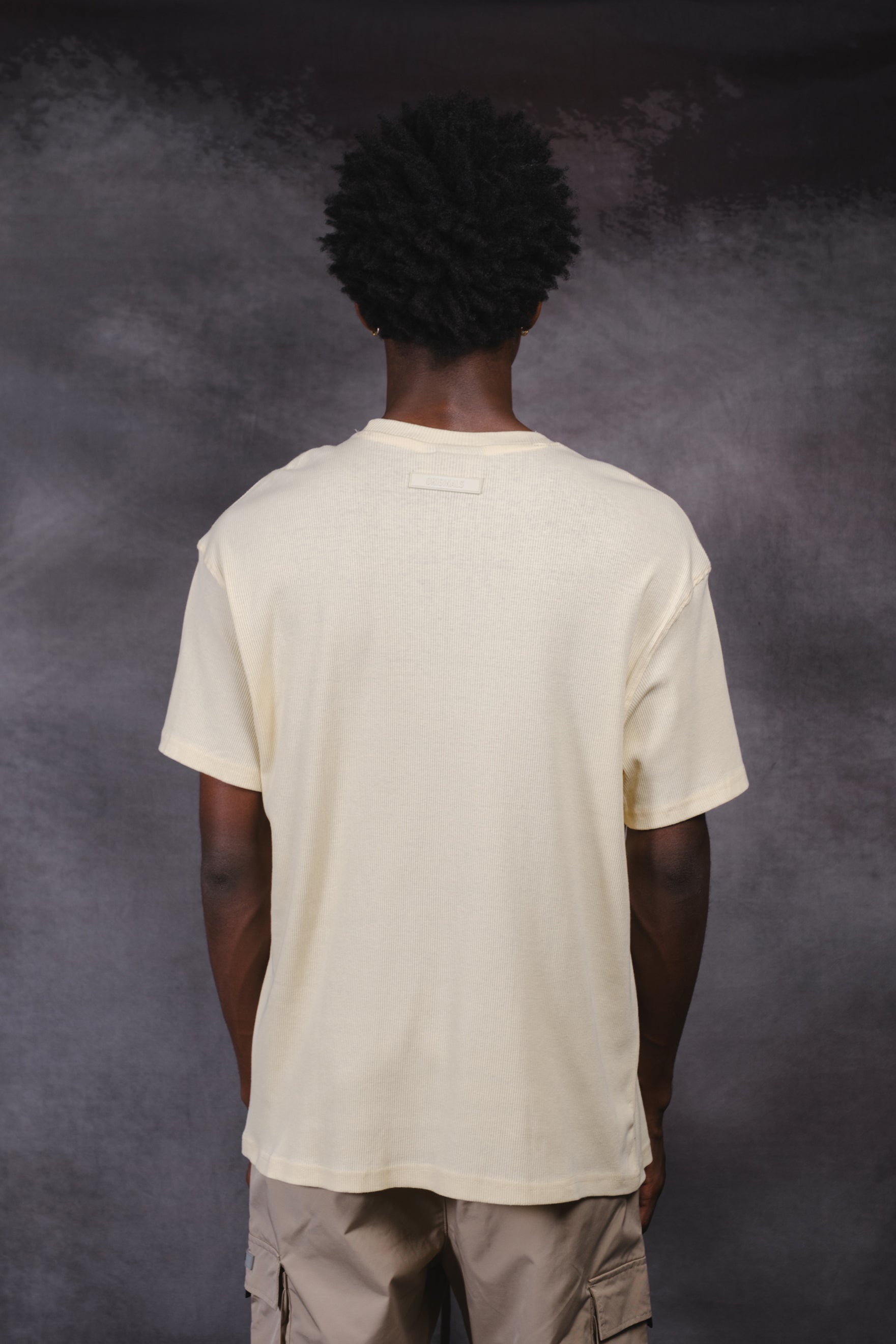 Classic fit Originals Ribbed Tee with ribbed texture
#color_biscuit