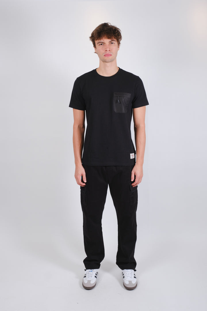 Men’s casual nylon tee with front zip pocket detail
#color_black