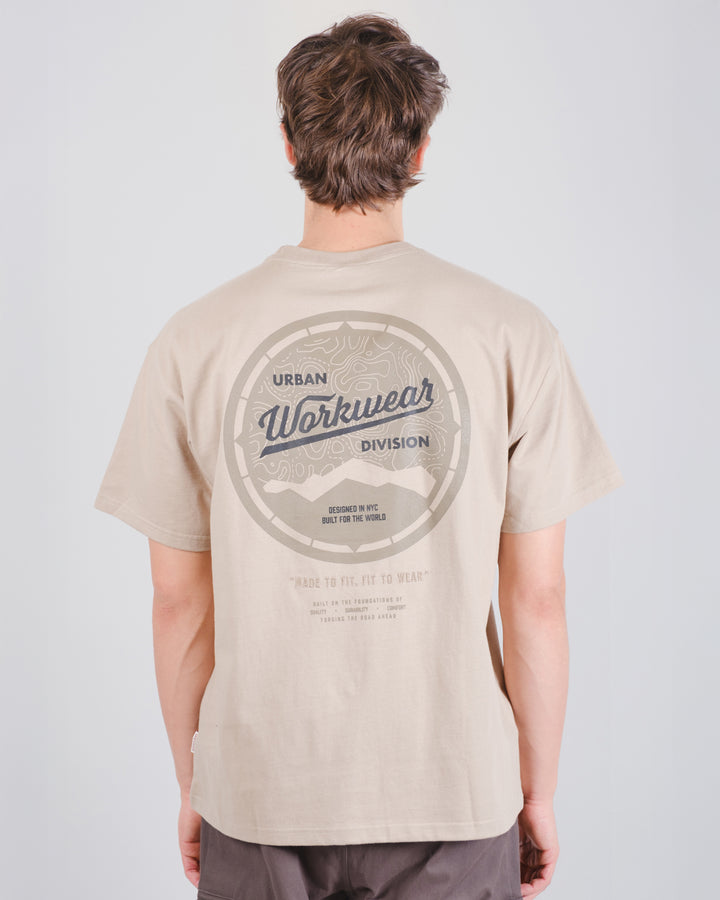 Men’s workwear tee with bold back graphic and classic fit
#color_pumice-stone