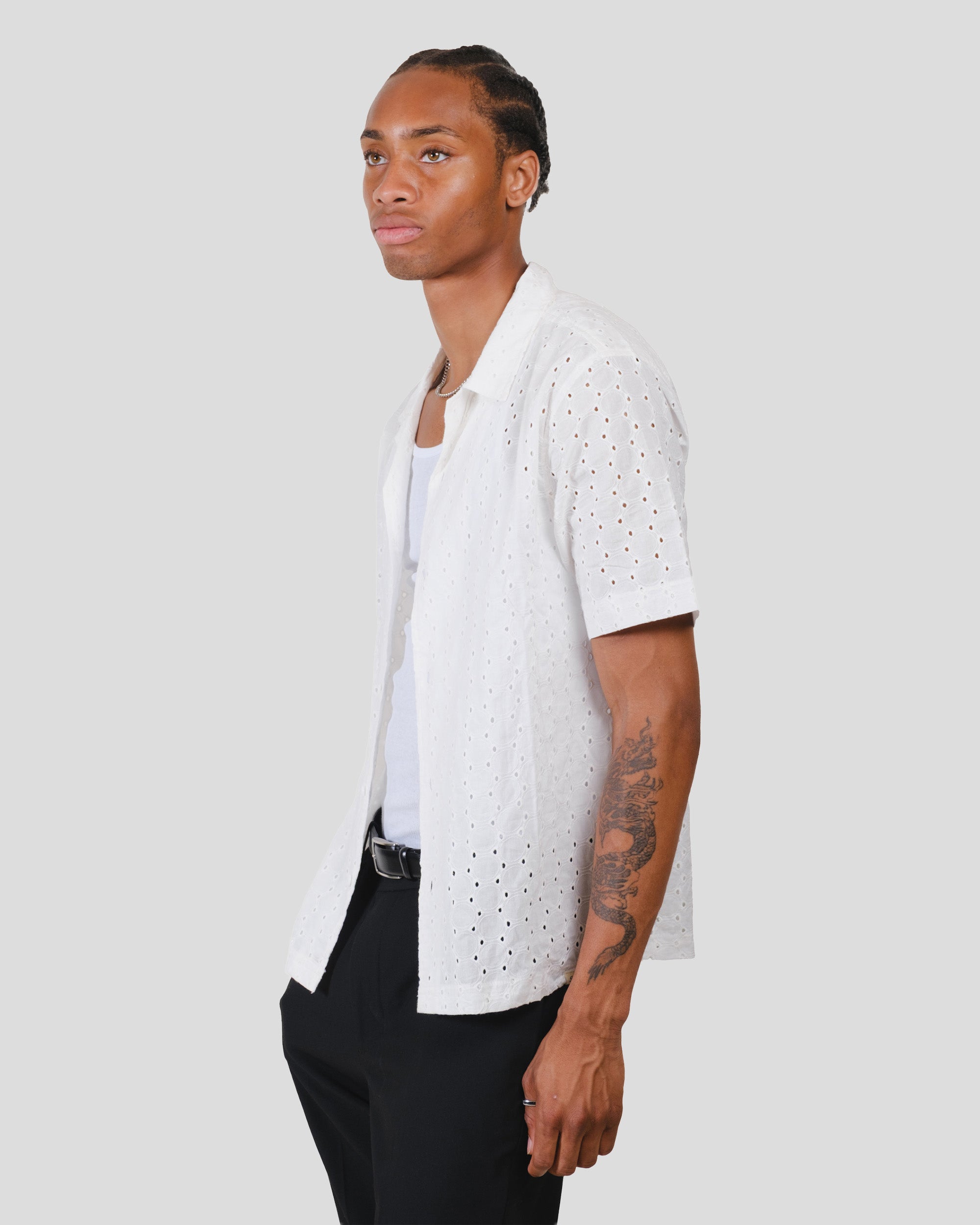 #color_off-white
