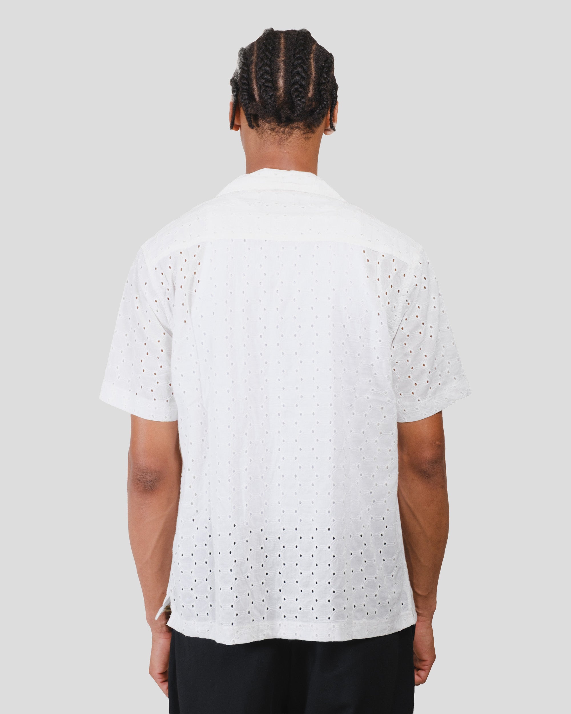 #color_off-white