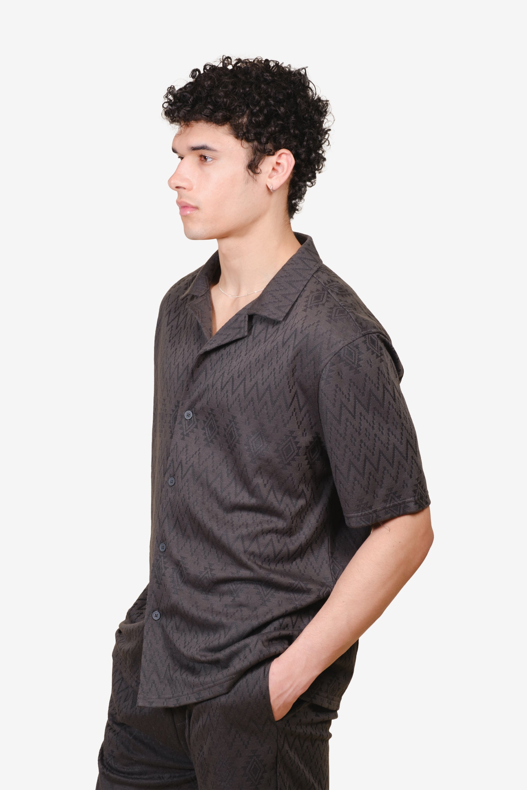 High quality men's knit shirt with aztec print #color_dusty-black
