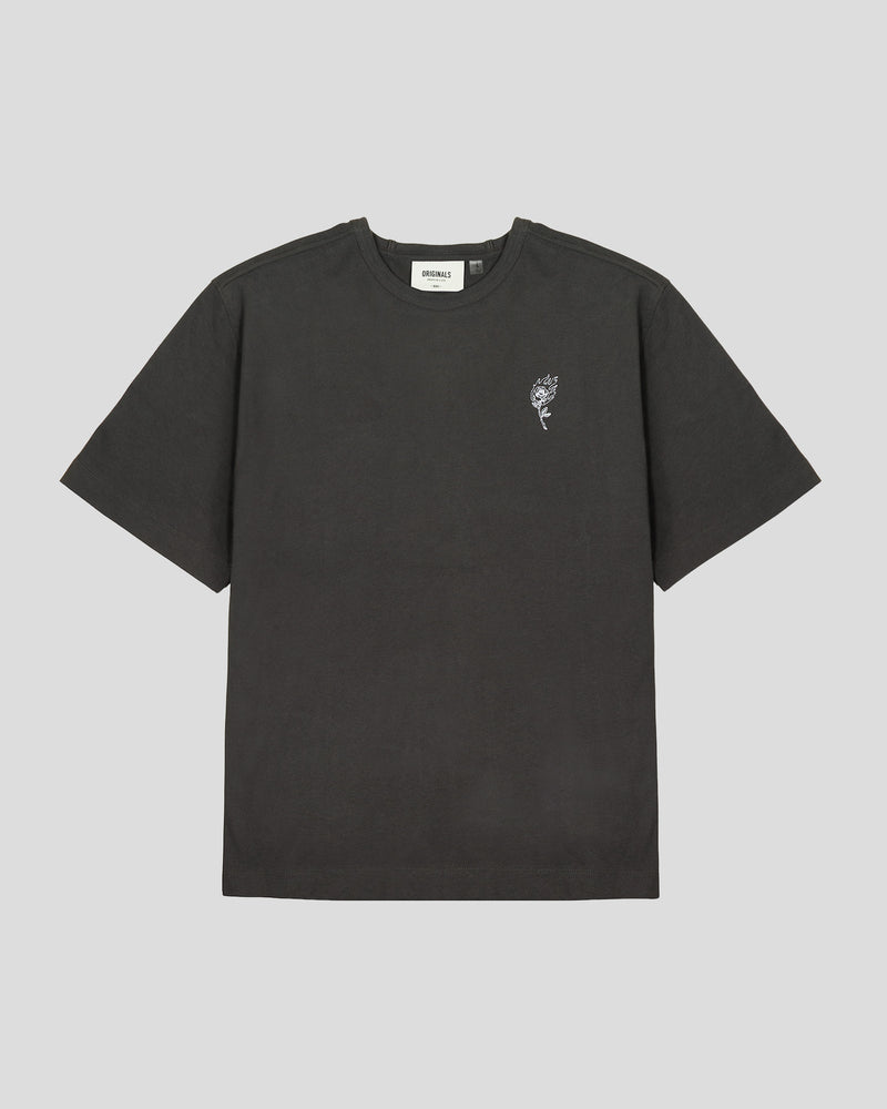 #color_dusty-black