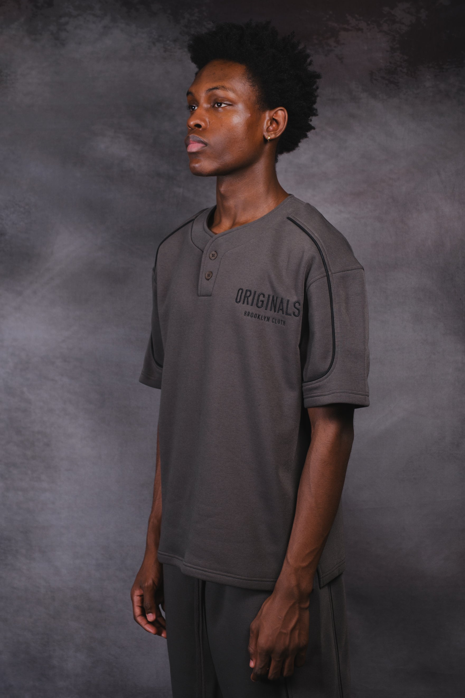 Originals baseball shirt with oversized fit for men
#color_dusty-black