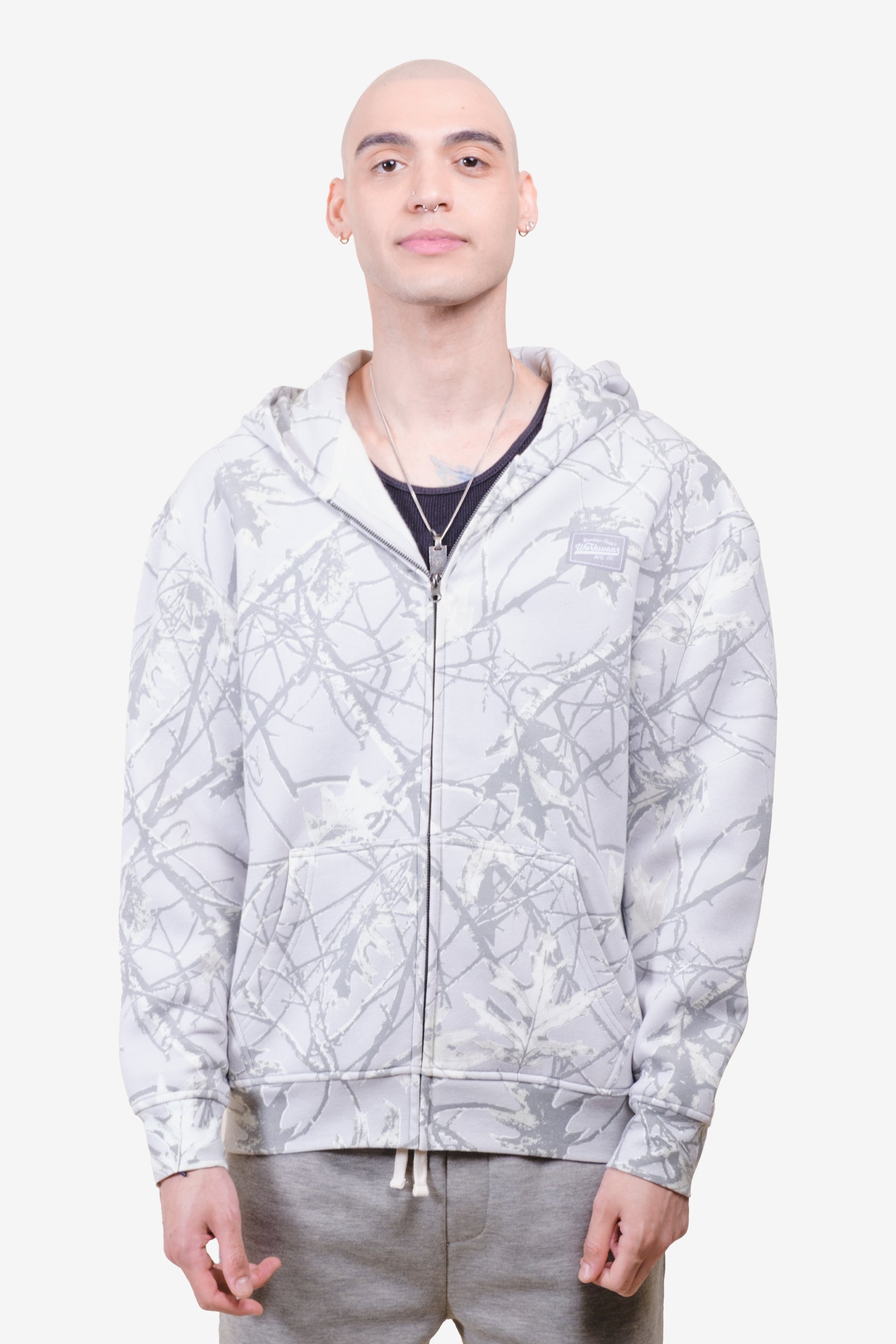 #color_light-grey