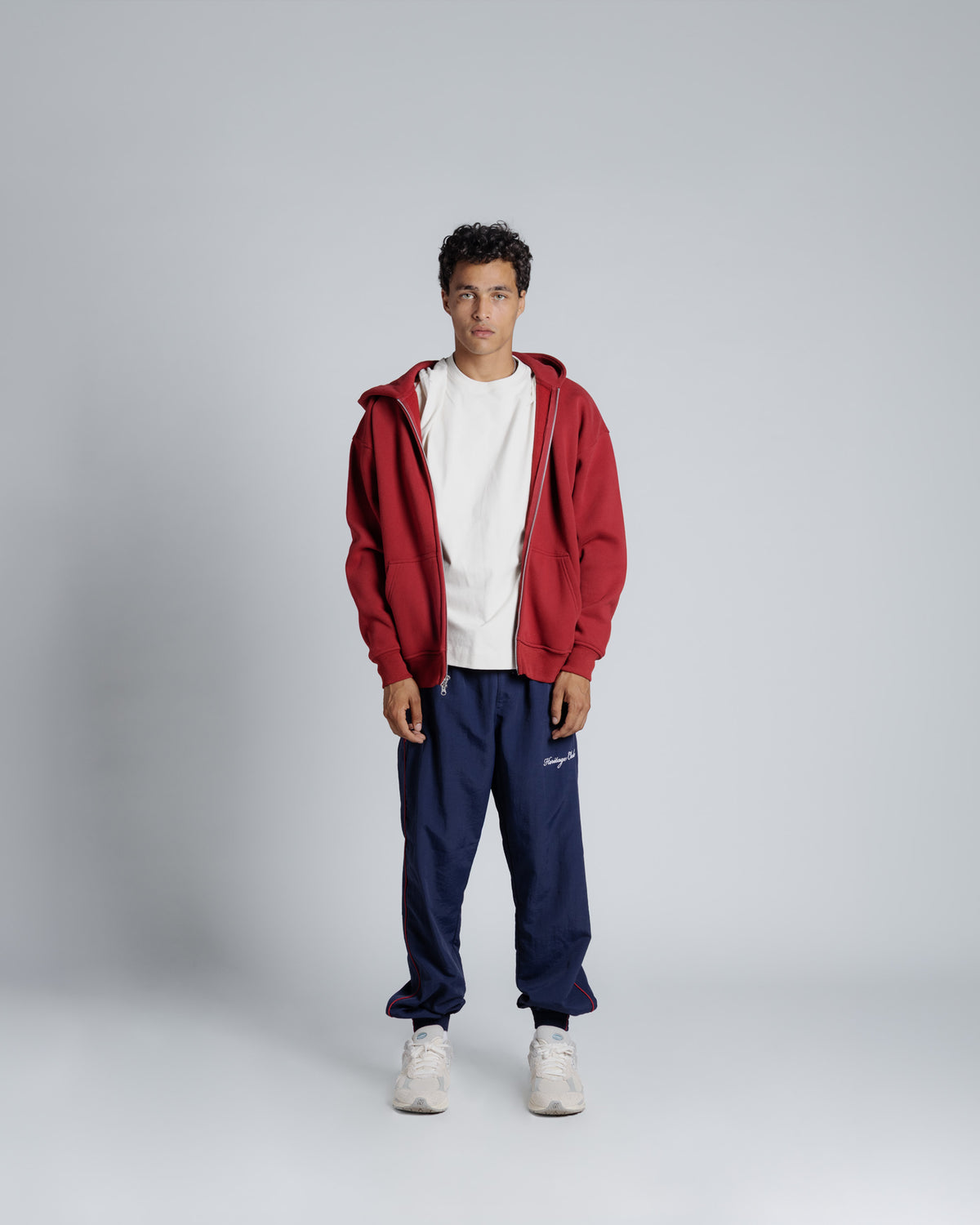 The Daily Heavyweight Zip Hoodie in Red dhalia