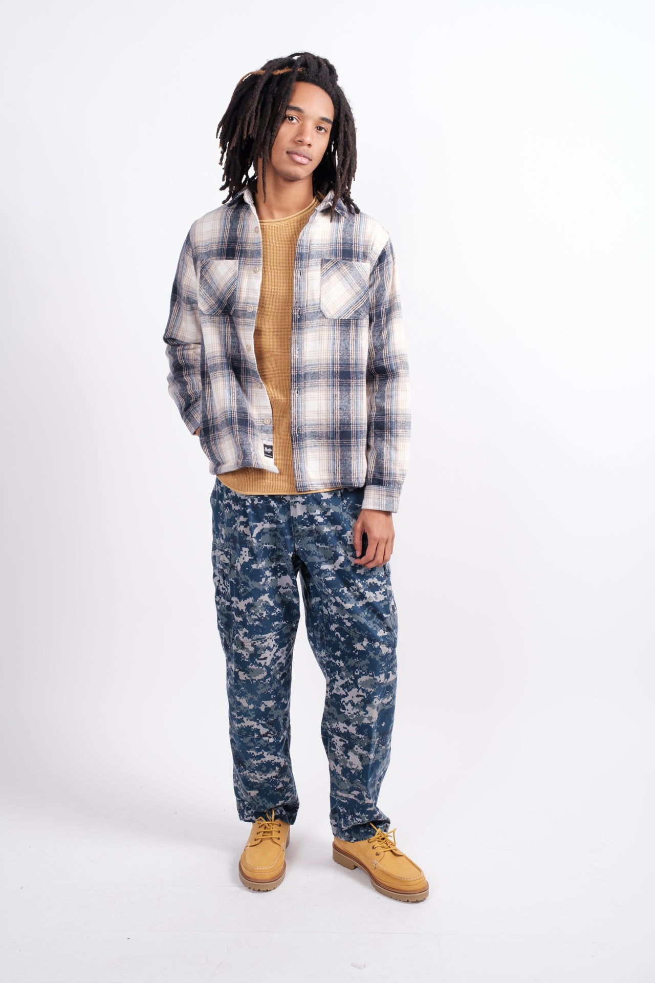 Comfortable heavy flannel shacket
#color_cream blue