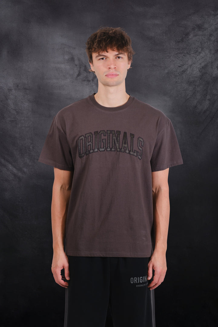 Originals Satin Applique Tee
#color_dusty-black