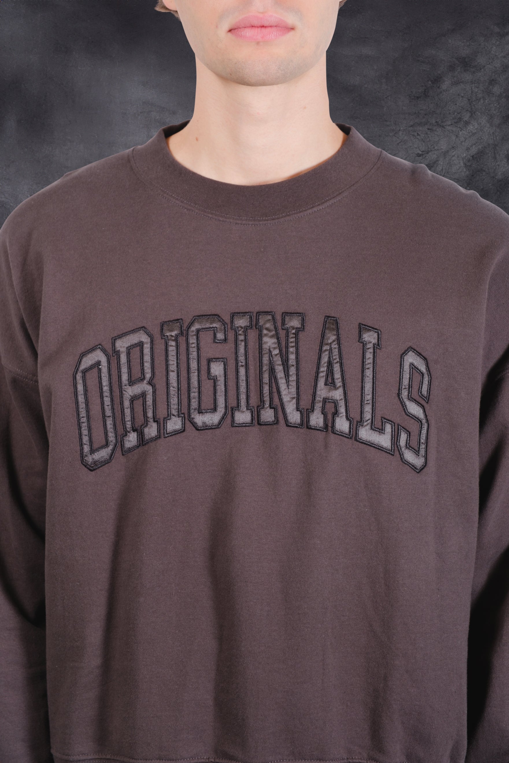 Stylish Originals Crew with satin applique by Brooklyn Cloth
#color_dusty-black
