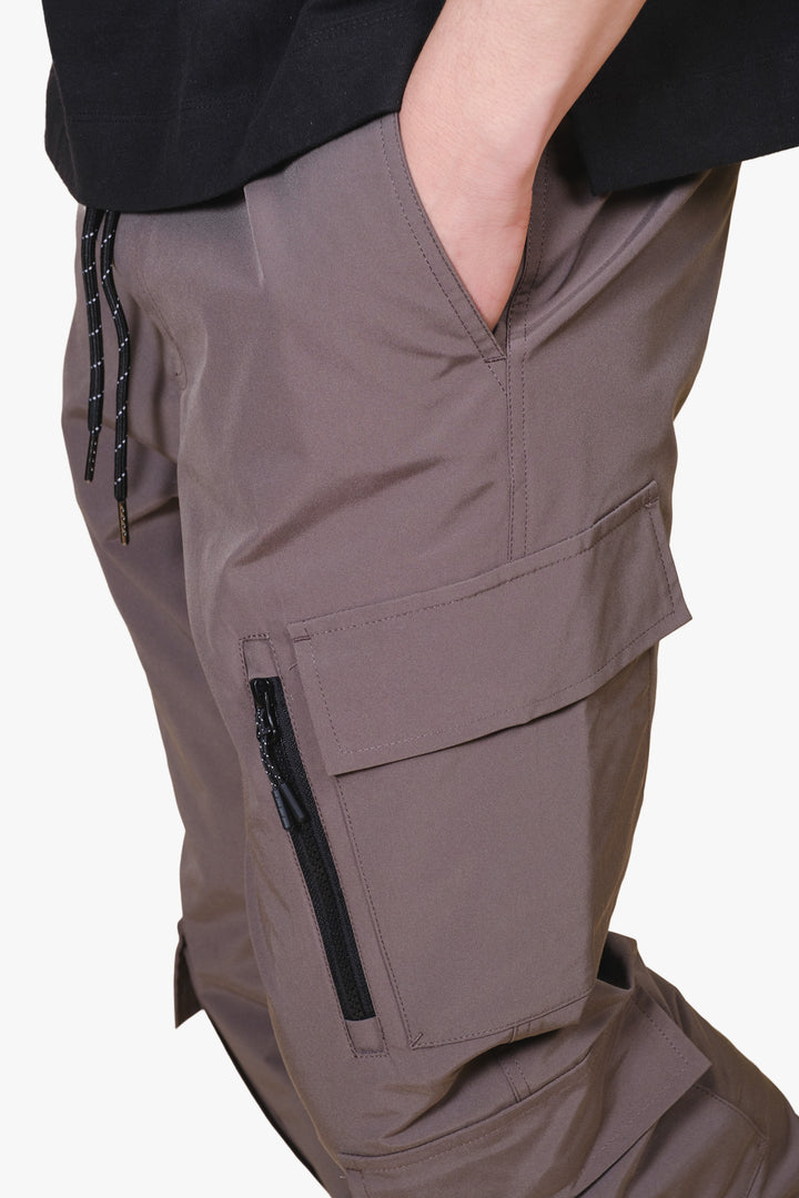 Diagonal Multi Caro Pocket Jogger #color_charcoal-grey